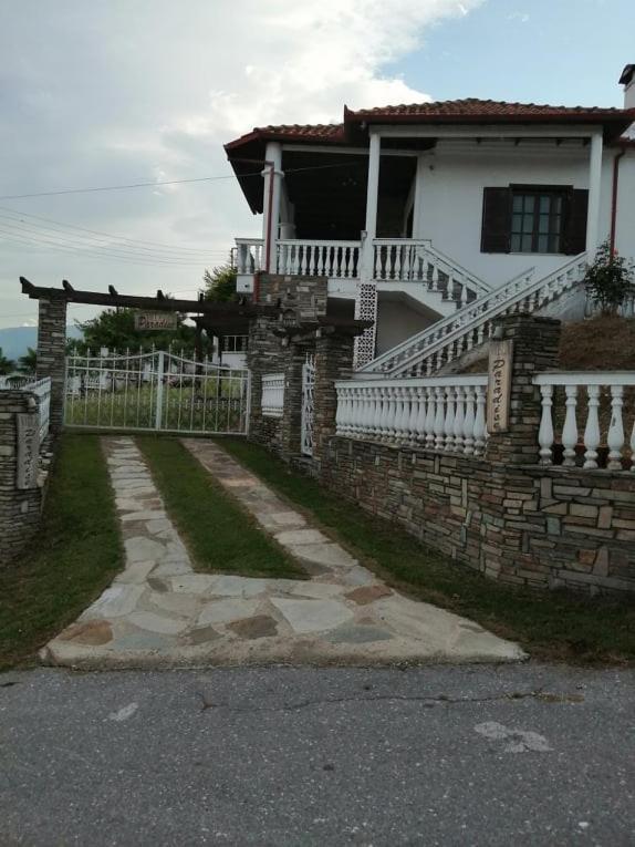 Villa Paradisos Likostomon Exterior photo